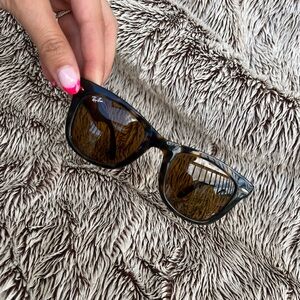 Rayban foldable tortoise shell sunglasses